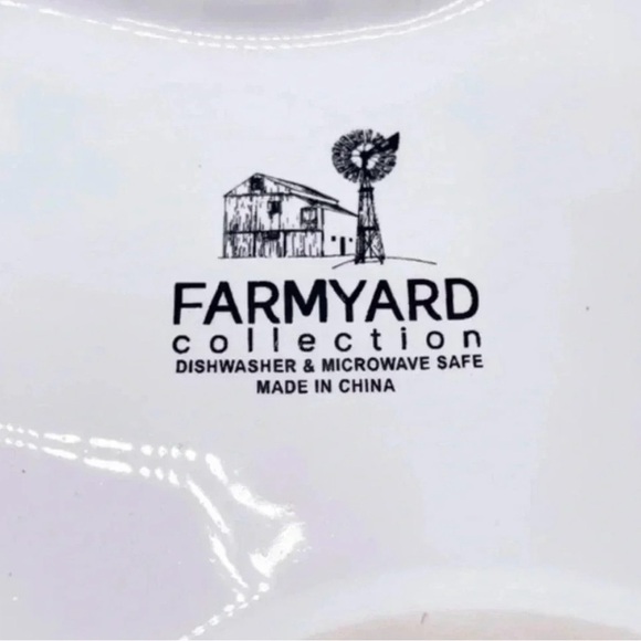 Farmhouse Large White Pig Ceramic Bowl Container - Picture 6 of 10